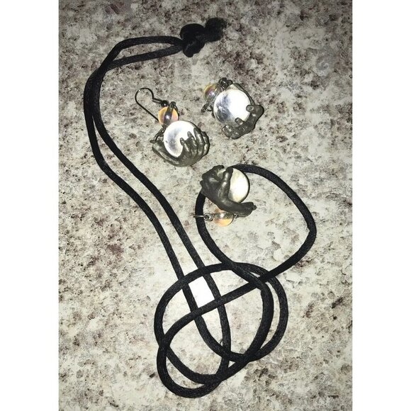 JJ Jonette Artifacts Pewter Hand Crystal Ball Pierced Earrings & Necklace Set - Picture 1 of 16
